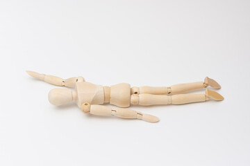 倒れているデッサン人形