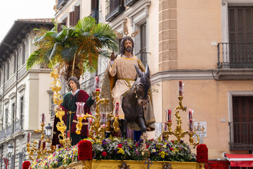 Desfile Procesión Religiosa de Semana Santa en las calles de la Ciudad de Madrid España.