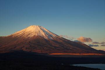 朝の富士山