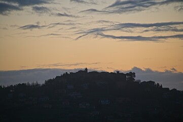 Fototapeta premium Sunrise and Fog Umbria Tuscany Italy January
