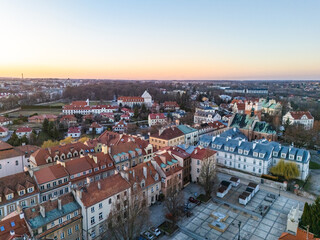 Panorama Sandomierza i Starego Miasta. Widok z lotu drona. Królewskie Miasto. Ratusz Sandomierz. Sandomierz. Województwo świętokrzyskie. Polska.
