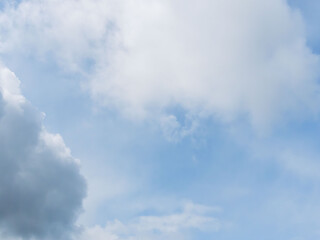 春の変わり易い天気 　青空と雲12