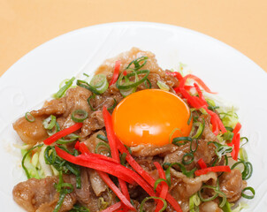 　豚バラ丼