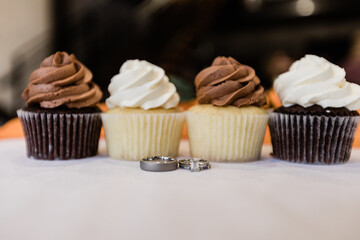 wedding cupcakes