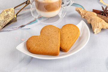 Sweet ginger cookies for snack