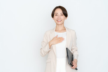 白バックのミドルのビジネスウーマン