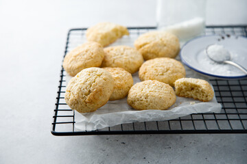 Coconut cookies with lime zest
