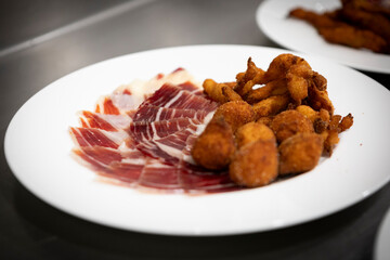 alimento, carne, comida, cena, cocina, frita, chapa, gallina, cerdo, almuerzo, delicioso, cocido, salubre, comer, condimentado, restaurante, plato, jamón, cerdo ibérico