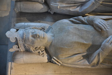 Gisant de la basilique Saint-Denis. France