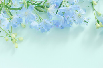 青い花の背景