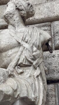 statua del pasquino