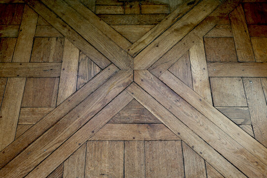Parquet de Versailles ancien en ch&ecirc;ne massif