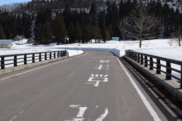 豪雪地方の道路 山形県