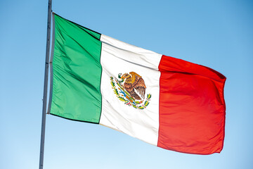 BANDERA DE M&Eacute;XICO
