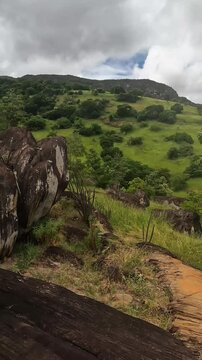 Forma&ccedil;&otilde;es rochosas na cidade de Conselheiro Pena, Estado de Minas Gerais, Brasil