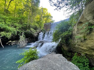 Blanchard Springs Recreational Area, Mirror Lake Waterfall at sunset 