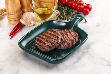 Grilled beef cutlet for burger