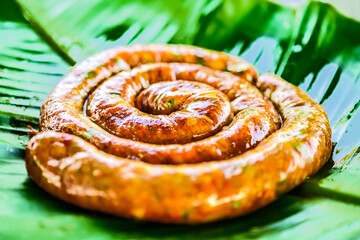 Food Series : Grilled Sai Oua on banana leaves