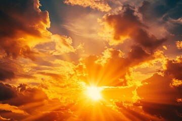 Obraz premium Colorful sunset creates radiant display across the horizon with vibrant clouds and sun rays