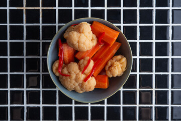 Fermented Cauliflower and Carrot Bowl