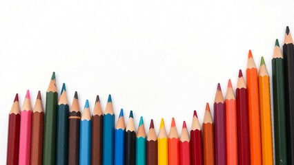 Bunte Buntstifte in verschiedenen Farben auf wei&szlig;em Hintergrund, ideal f&uuml;r Schule, Kunstprojekte und kreative Designs.