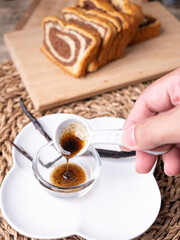 Vanilla Bean Paste with real natural vanilla pods