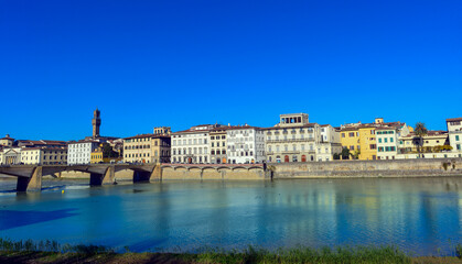 Fototapeta premium Der Ponte alle Grazie, Brücke über den Arno in Florenz
