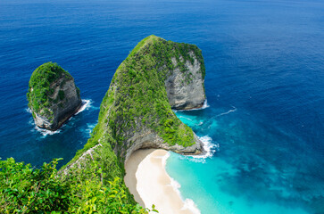 island in the sea