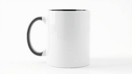 Obraz premium Leere weiße Tasse mit schwarzem Henkel und Innenraum, ideal für Mockups und personalisierte Designs