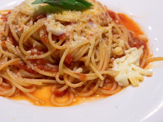 モッツァレラチーズミートソースパスタ