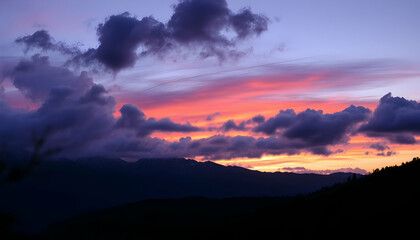 Obraz premium Majestic Mountain Sunset Dramatic Cloudscape Vibrant Colors Evening Sky Nature Photography