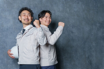 作業着を着たビジネスマン2人（建設業者）