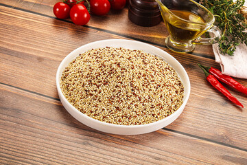 Raw dry quinoa seeds cereal
