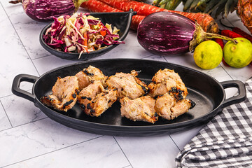 Afgani chicken kebab with white marinade