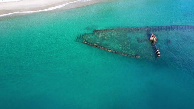 The Hirokawa Maru is a Japanese shipwreck in Guadalcanal , it was sunk on the 14 November 1942 during the Second World War.