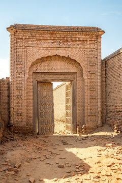 View at the ruins of Derawar fort near Cholistan desert - Pakistan