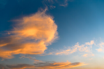 Fototapeta premium Picturesque orange clouds during sunset