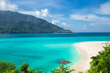 Koh Lipe is another island in the Andaman Sea that is a dream destination for many people. There are many marine activities such as snorkeling and coral viewing, a lot of resort, located in Satun