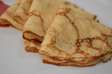 pancakes on a plate