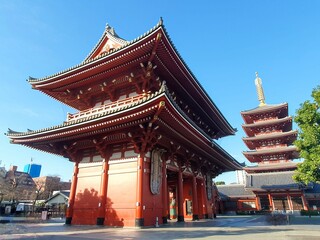 Fototapeta premium Senso-Ji Buddhist Temple in Tokyo
