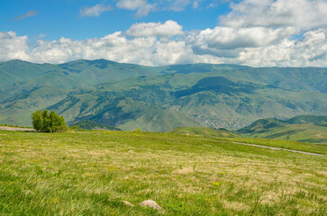 Fototapeta premium Pambak Mountain Range scenic view from Teghenis mountain (Tsaghkadzor, Armenia) 