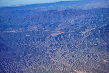 アメリカ西部の広大な谷