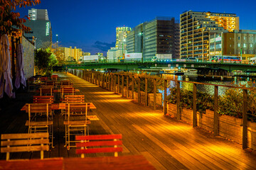川沿いの夜景（天王洲アイル）