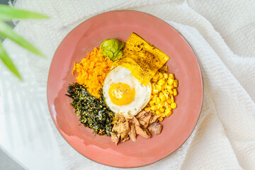 Tuna rice bowl on a simple background