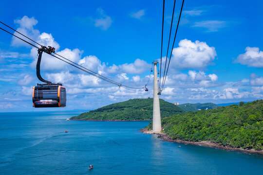 Hon Thom cable car system is 7,899m long, with the highest pillar 174m - the world's longest three-wire cable car system across the sea - connecting Phu Quoc with Hon Thom island, Kien Giang, Vietnam