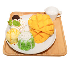 Indulging in thai mango dessert bliss, cozy , close-up culinary art, savor every layer
