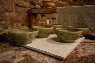 Manufacture of ceramic products, workpiece.