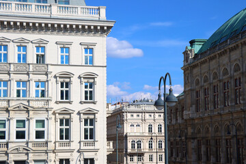 Obraz premium Beautiful classic architectural details on the streets of Vienna, Austria. 
