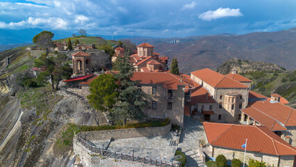 Obraz premium Meteora is a rocky region with monasteries near the town of Kalambaka in Greece.