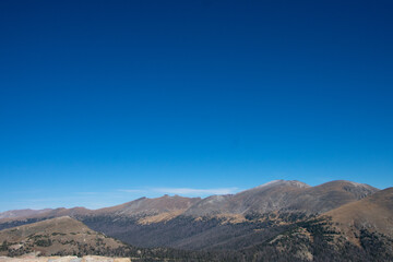 Fototapeta premium Eye level with the mountains Rocky Mountain National Park